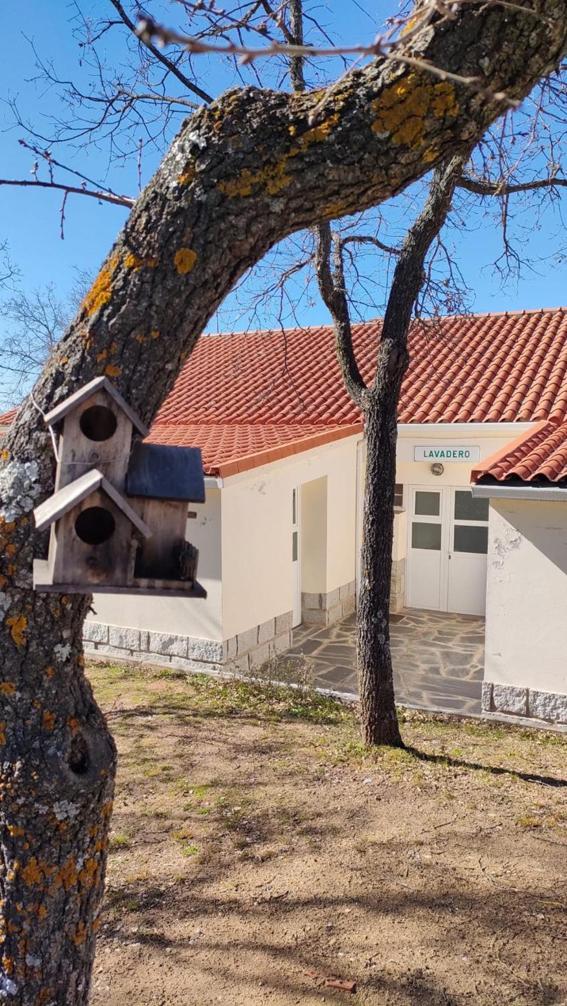Camping De Cervera De Buitrago Exteriér fotografie