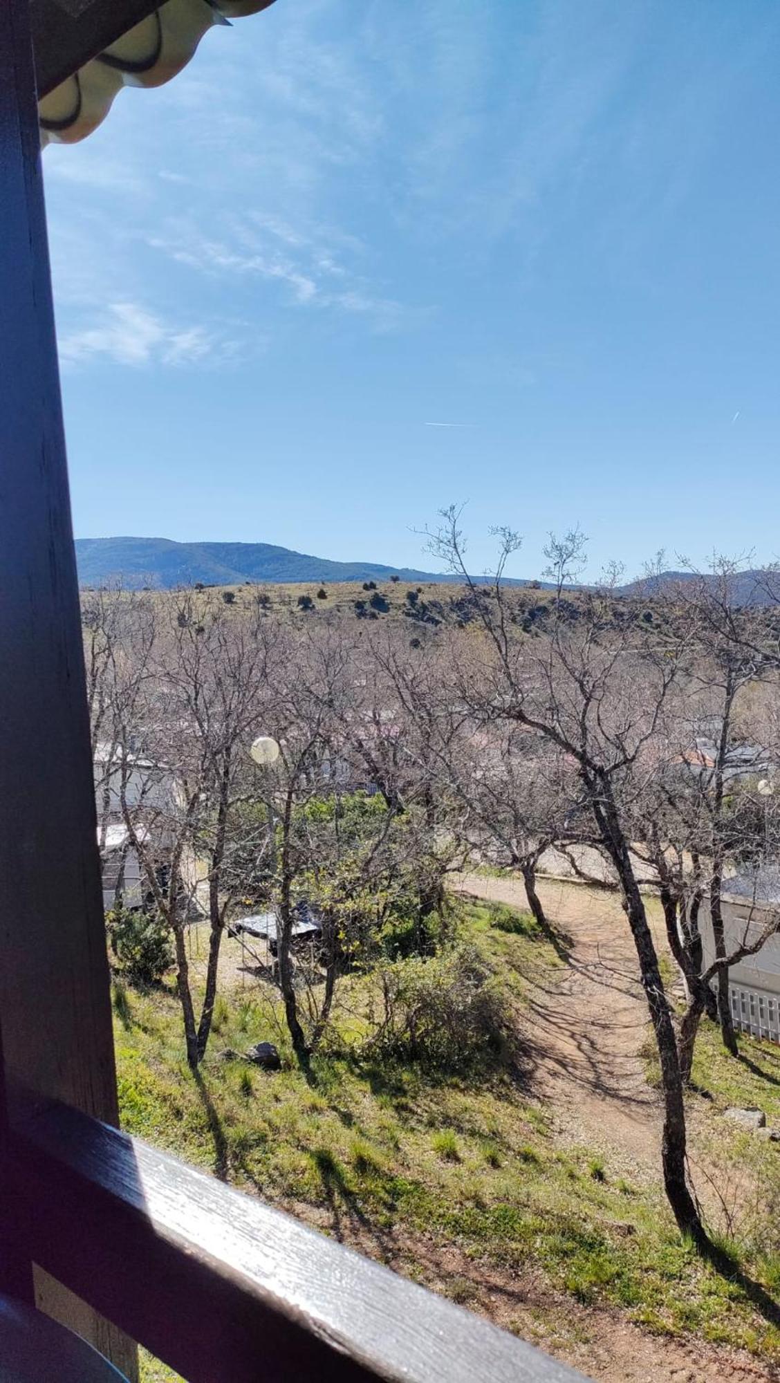 Camping De Cervera De Buitrago Exteriér fotografie