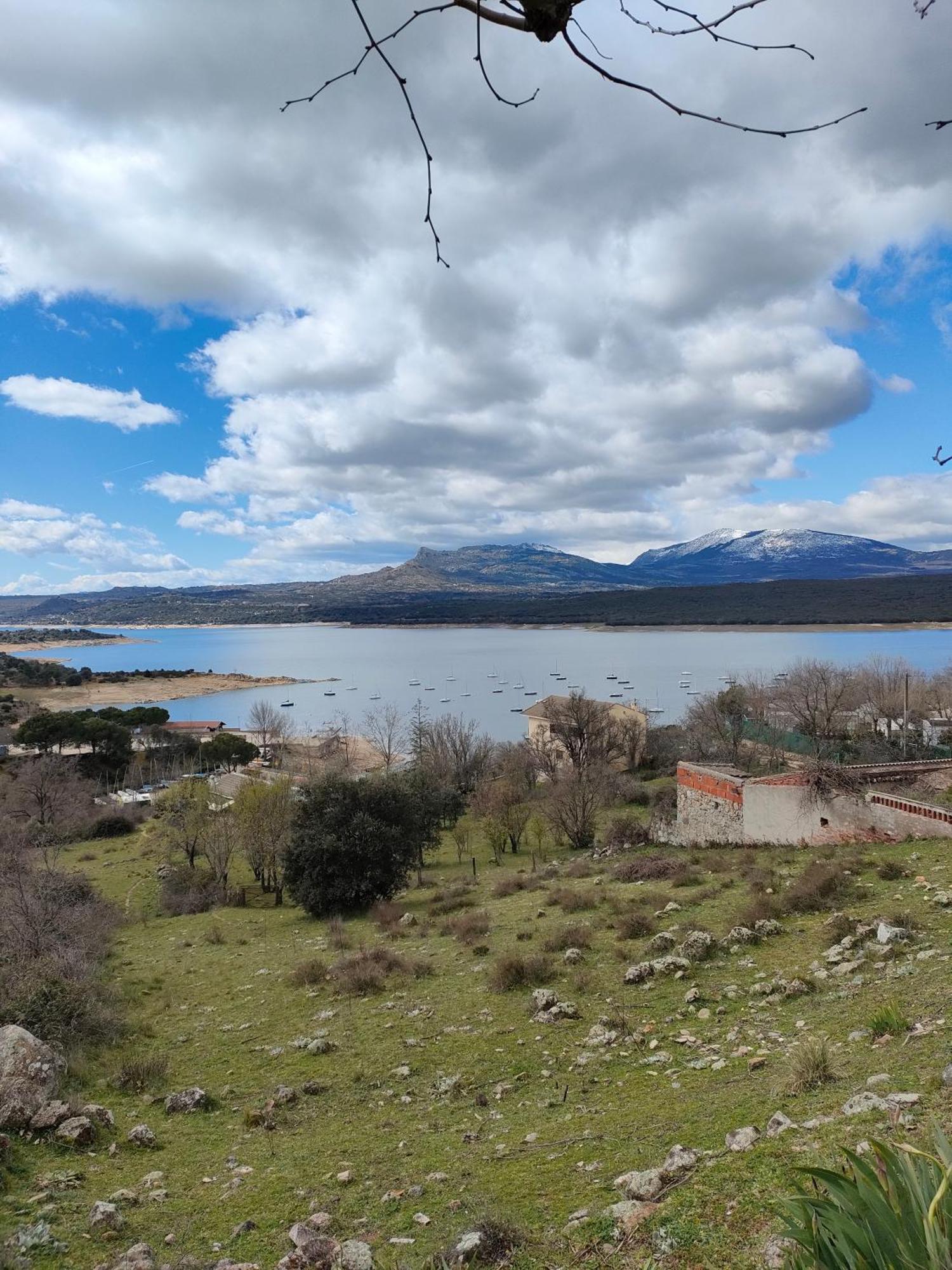 Camping De Cervera De Buitrago Exteriér fotografie