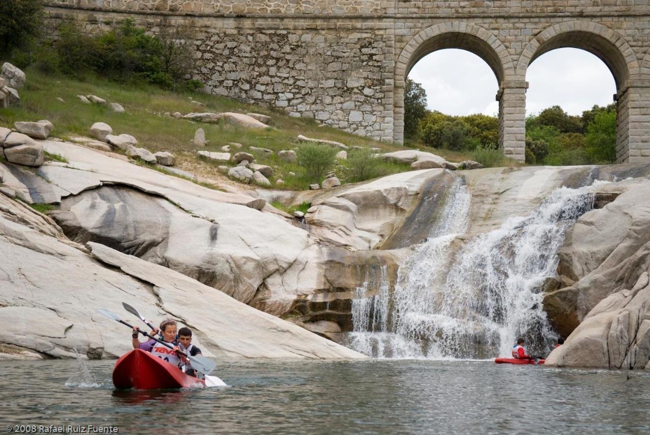 Camping De Cervera De Buitrago Exteriér fotografie