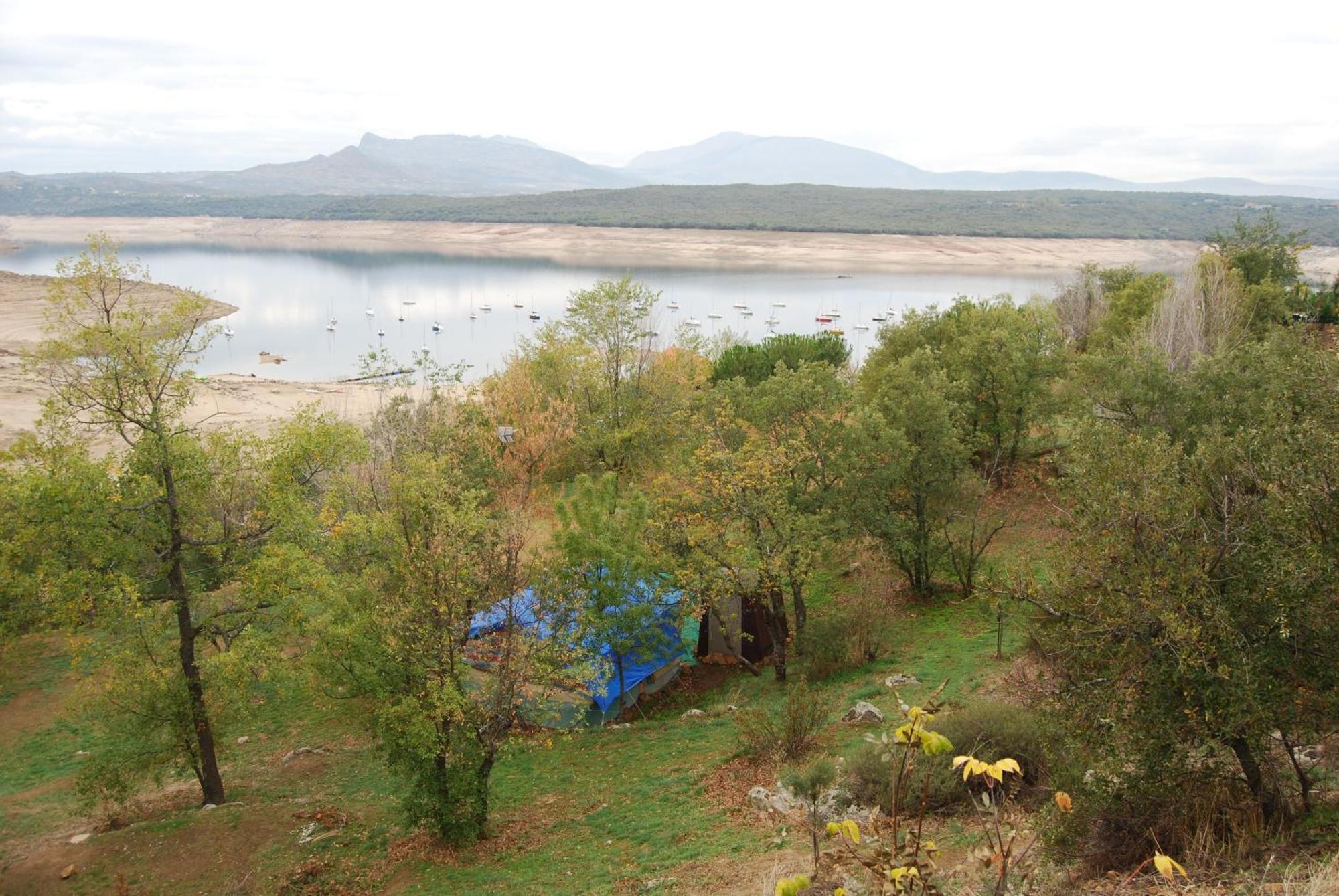 Camping De Cervera De Buitrago Exteriér fotografie