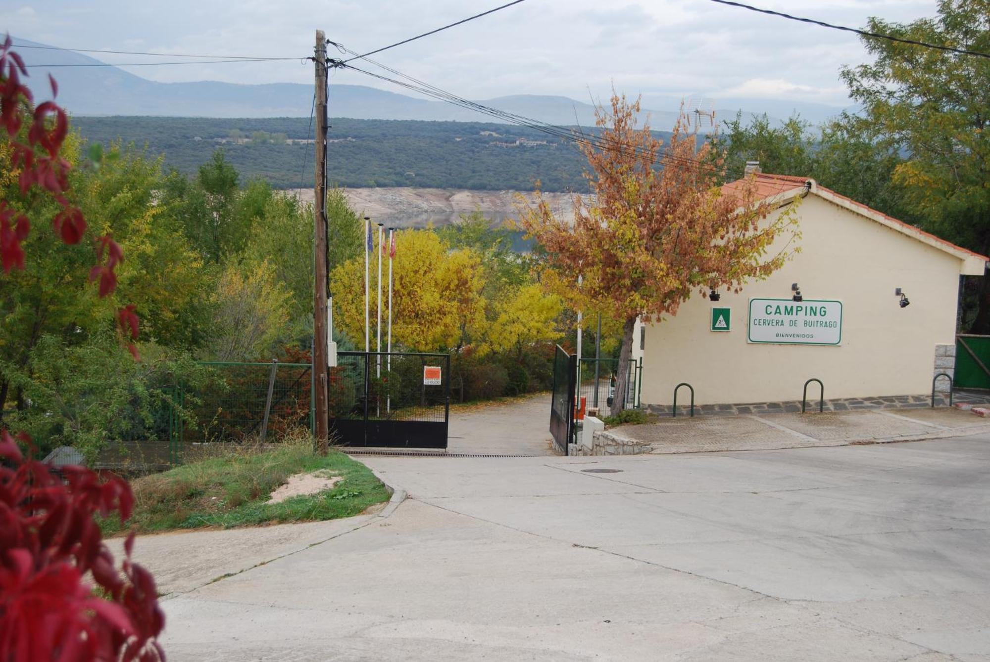 Hotel Camping De Cervera De Buitrago Exteriér fotografie