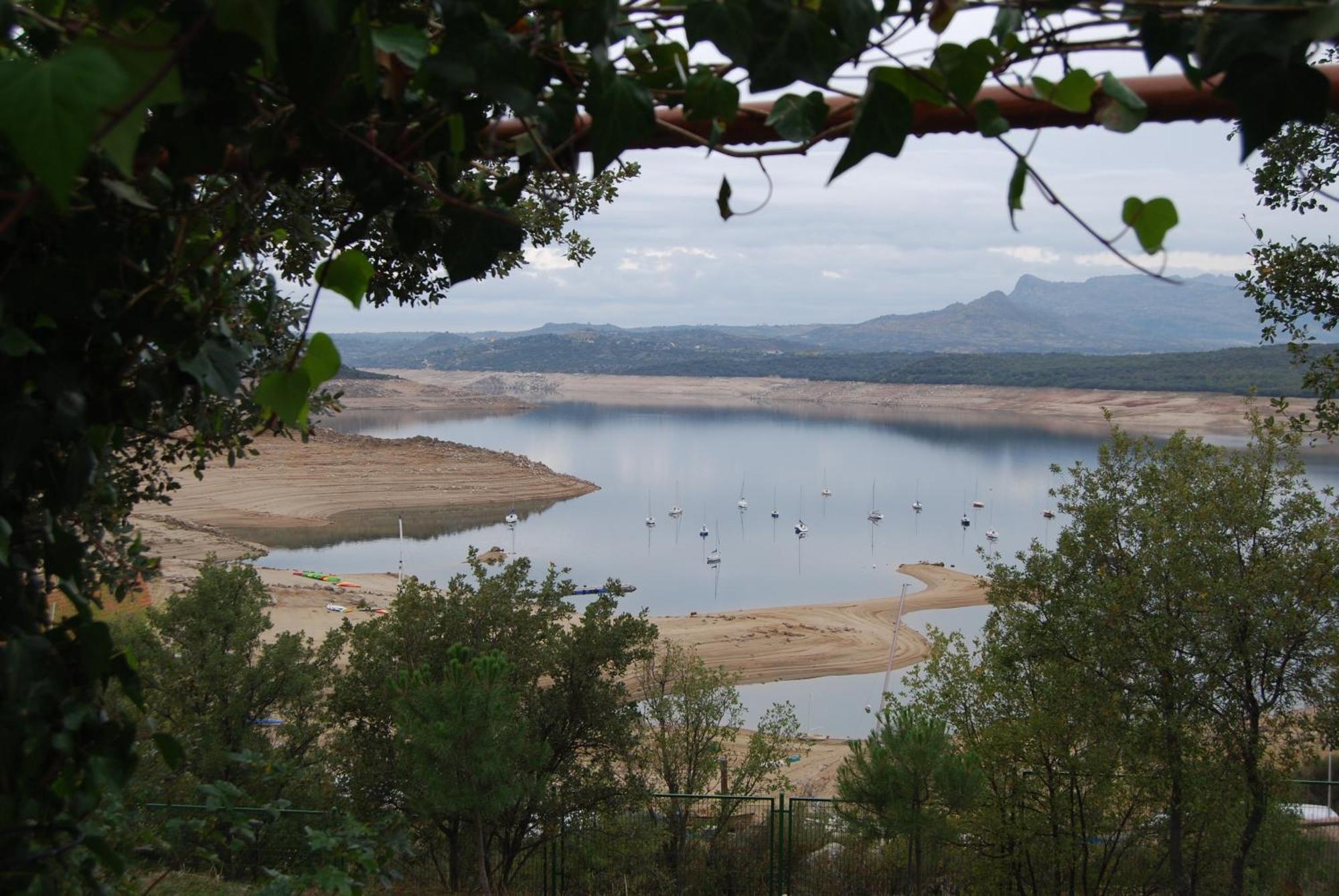 Camping De Cervera De Buitrago Exteriér fotografie