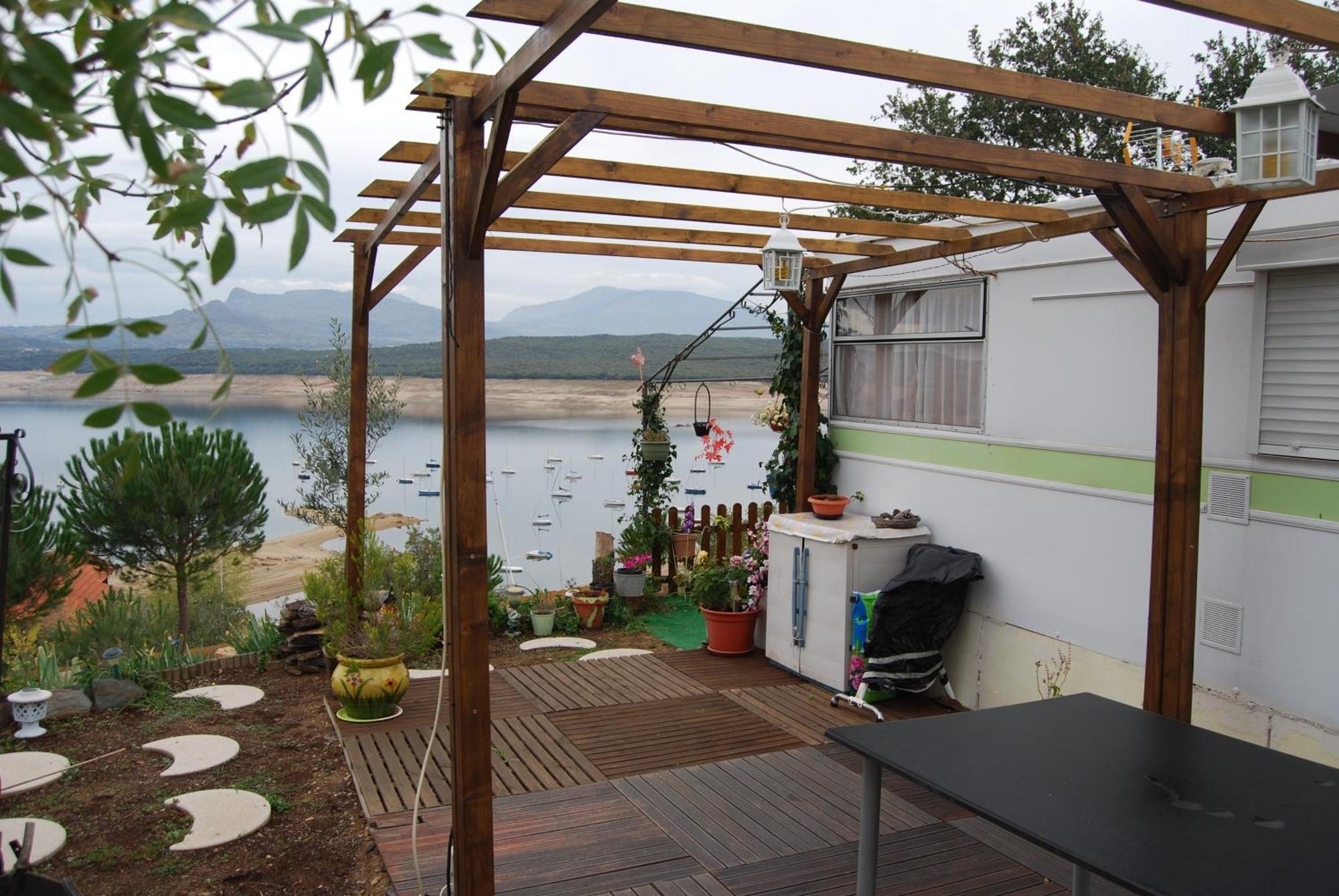 Camping De Cervera De Buitrago Exteriér fotografie