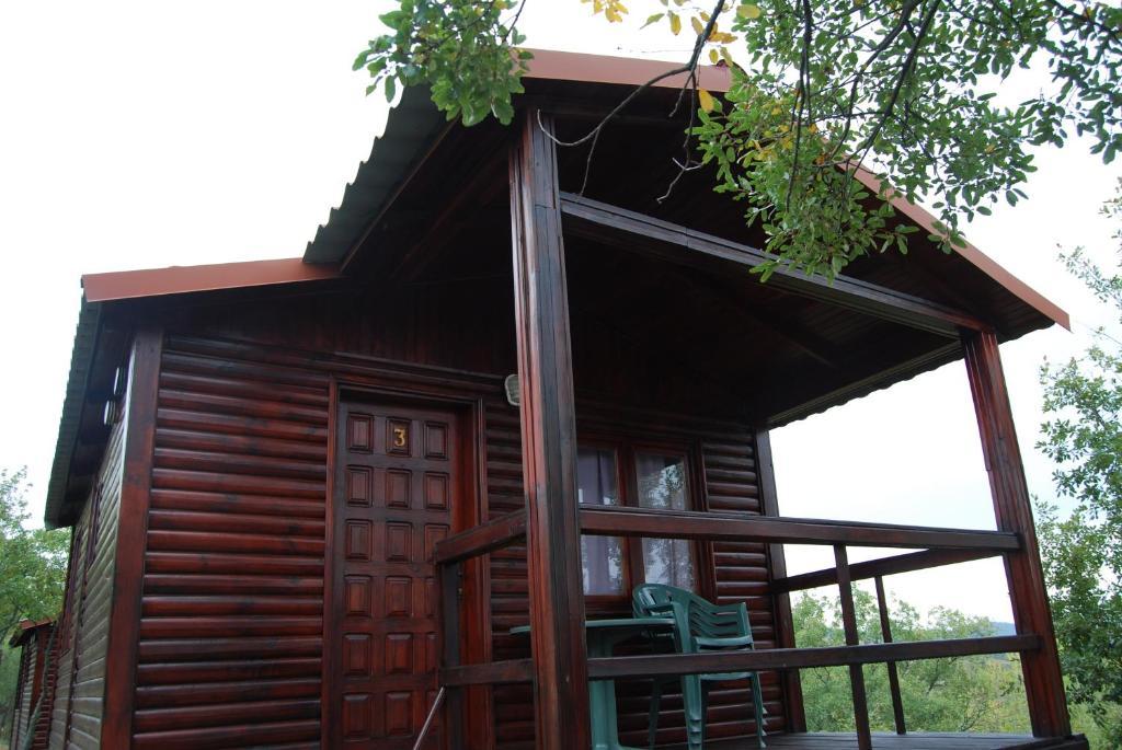 Hotel Camping De Cervera De Buitrago Exteriér fotografie